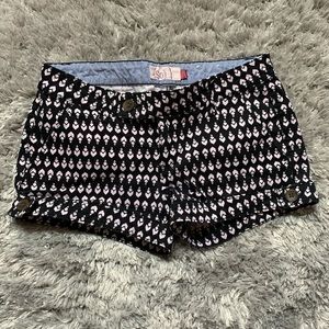 Juniors black and white shorts